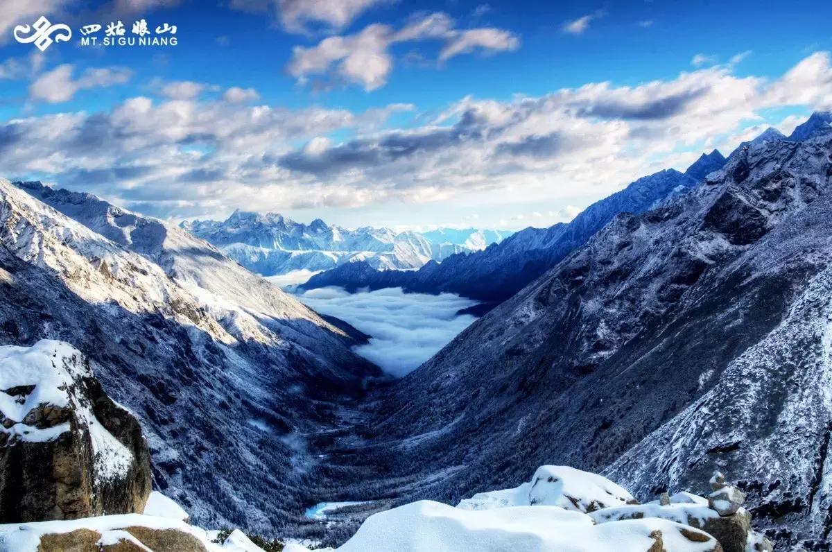 厦门租车四姑娘山